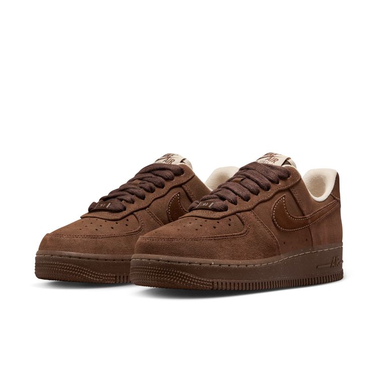 NIKE HO25 NIKE WMNS AIR FORCE 1 '07 カカオワオ/カカオワオ-サンドリフト FQ8901-259