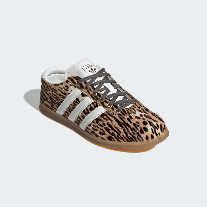 adidas 25Q4 GAZELLE LO PRO W メサ/コアホワイト/ワイルドブラウン KJ6574