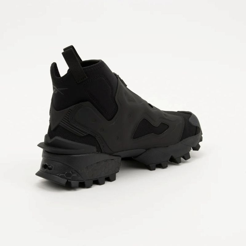 Reebok 25FA 11/7 INSTAPUMP FURY MID ブラック 100230818