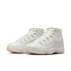 JORDAN BRAND HO25 11/15 WMNS AIR JORDAN 11 RETRO セイル/パールグレー-ホワイト-メタリックシルバー AR0715-110