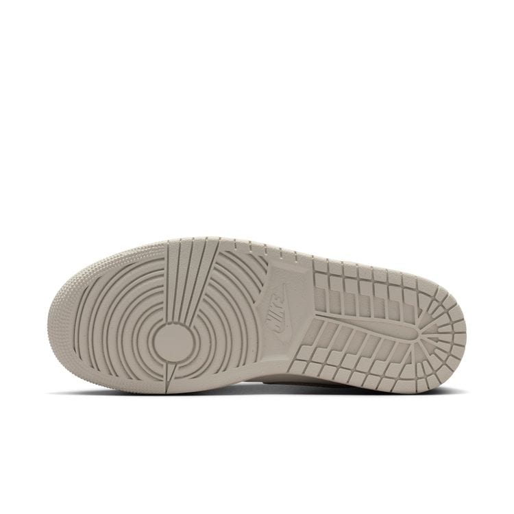 JORDAN BRAND SP26 WMNS AIR JORDAN 1 MID SE ライトアイアンオール゛/エニグマストーン-ペイルアイボリー IB7010-001