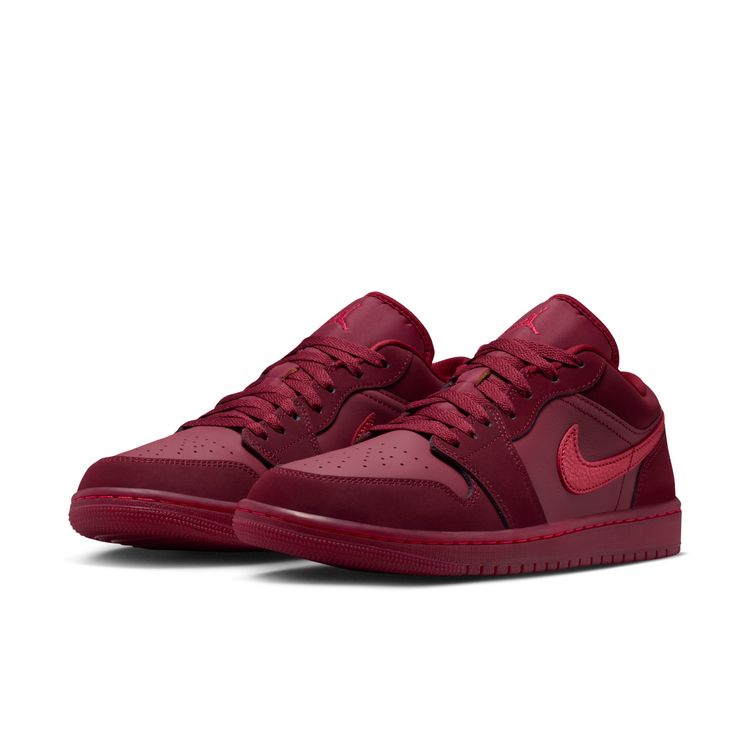 JORDAN BRAND SP26 WMNS AIR JORDAN 1 LOW SE チームレッド/シエラレッド IB7012-600