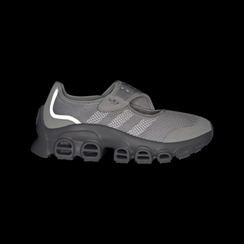 adidas 26Q2 adidas ADIFOM MEGAJANE W グレースリー/グレーツー/シルバーメタリック JH7556
