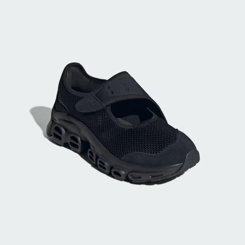 adidas 26Q2 adidas ADIFOM MEGAJANE W コアブラック/コアブラック/コアブラック JI2416
