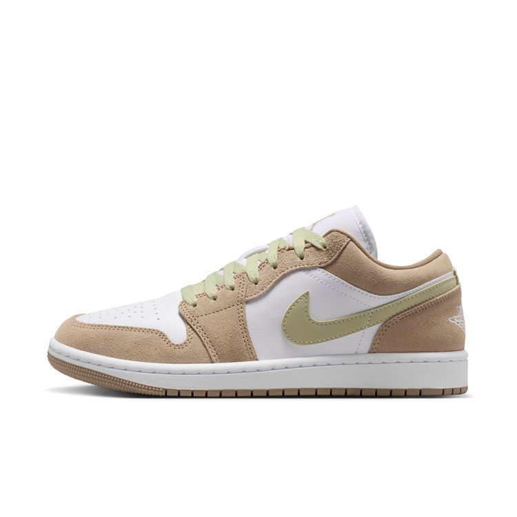 JORDAN BRAND SU26 WMNS AIR JORDAN 1 LOW カーキ/ホワイト-オリーブ オーラ-セイル DC0774-204