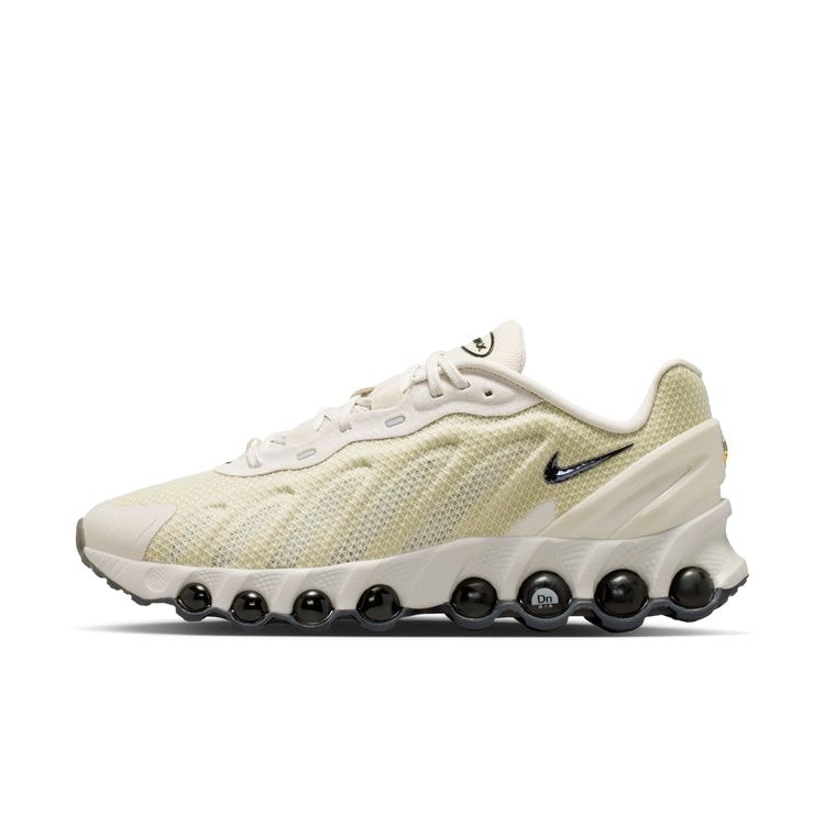 NIKE SU26 NIKE AIR MAX Dn8 ライトボーン/ブラック-ライトボーン IO7846-002