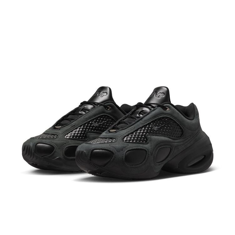 NIKE SU26 NIKE WMNS AIR MAX MUSE ブラック/ブラック-メタリックシルバー IR0145-001