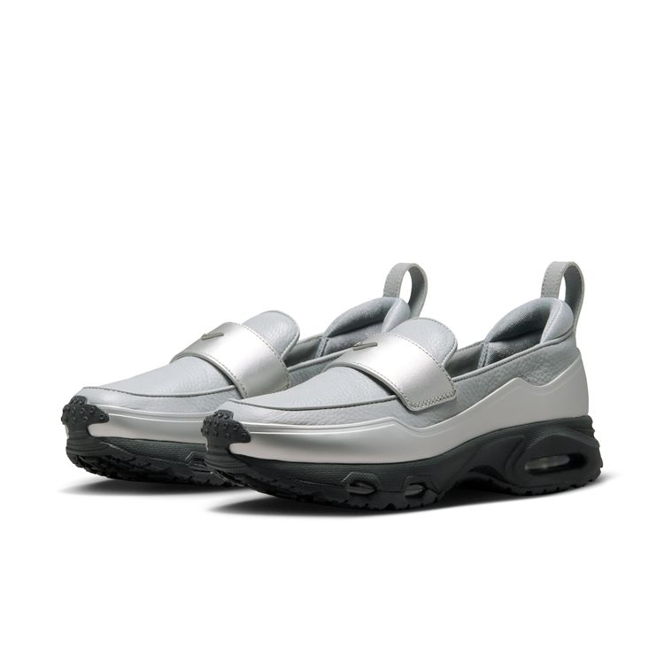 NIKE SU26 4/3 NIKE WMNS AIR MAX PHENOMENA ウルフグレー/メタリックシルバー-アンスラサイト IV4690-099