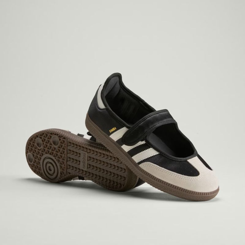 adidas 26Q2 adidas SAMBA JANE W コアブラック/オフホワイト/ゴールドメタリック IH9207