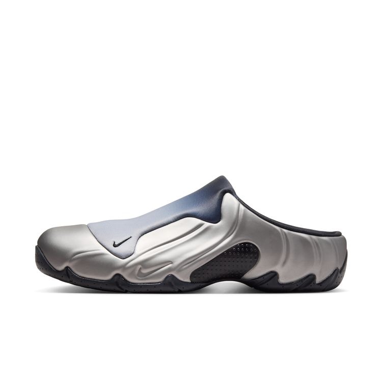 NIKE SU26 NIKE CLOGPOSITE メタリックダークグレー/ブラック-メタリックシルバー IR5919-044
