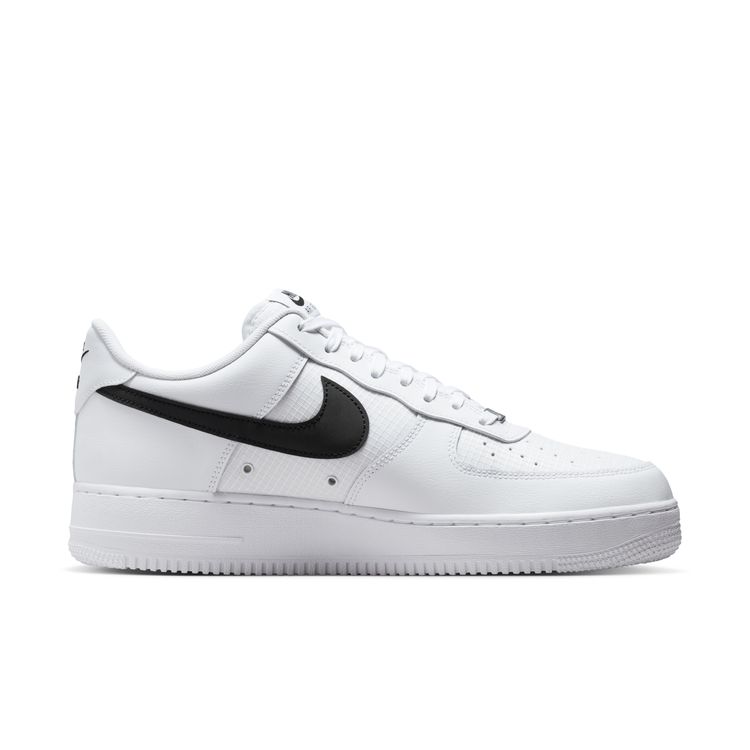 NIKE SU26 NIKE AIR FORCE 1 '07 LV8 ホワイト/ブラックーホワイト IR0952-100