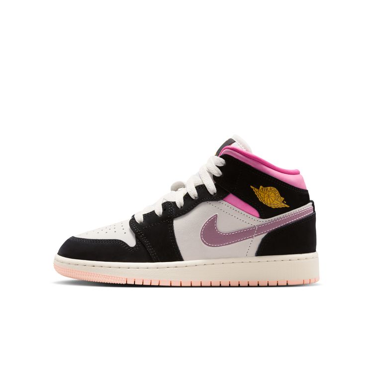 JORDAN BRAND SU26 AIR JORDAN 1 MID SE GS ブラック/ユニバーシティゴールド-セイル-ピンクシクル II1254-001