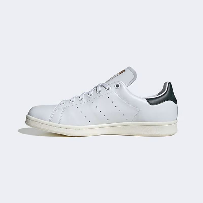 adidas 26Q3 6/11 adidas STAN SMITH GTX フットウェアホワイト/オフホワイト/シャドウグリーン JR3323