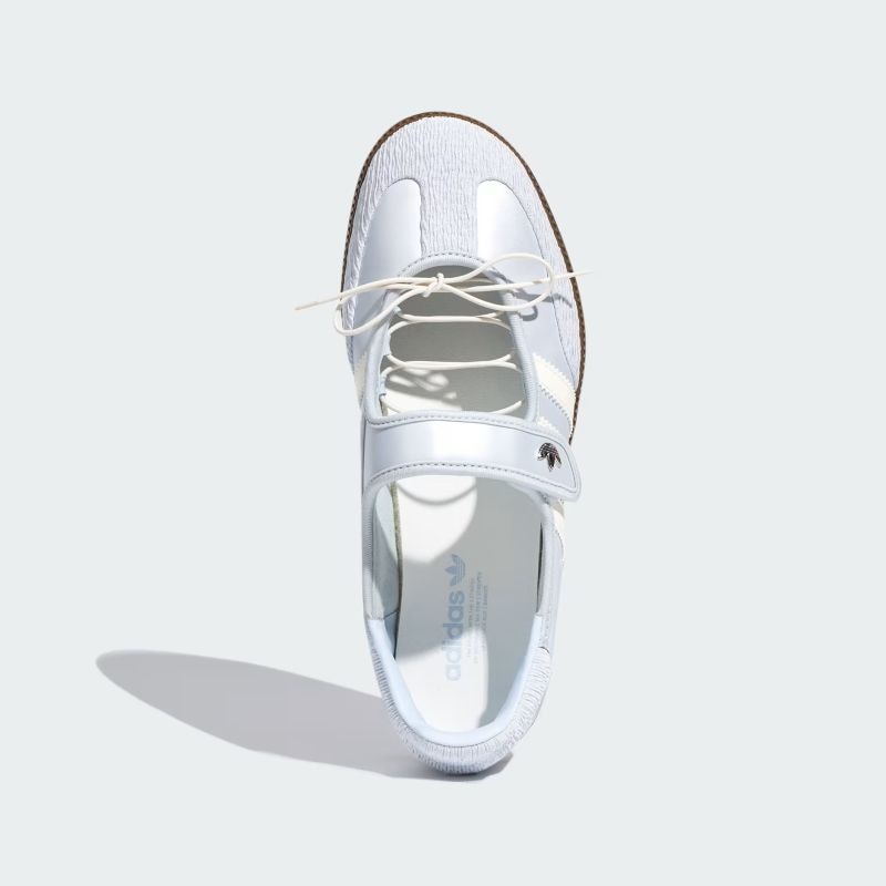 adidas 26Q3 adidas SAMBA JANE W ヘイローブルー/コアホワイト/ガム LB8628