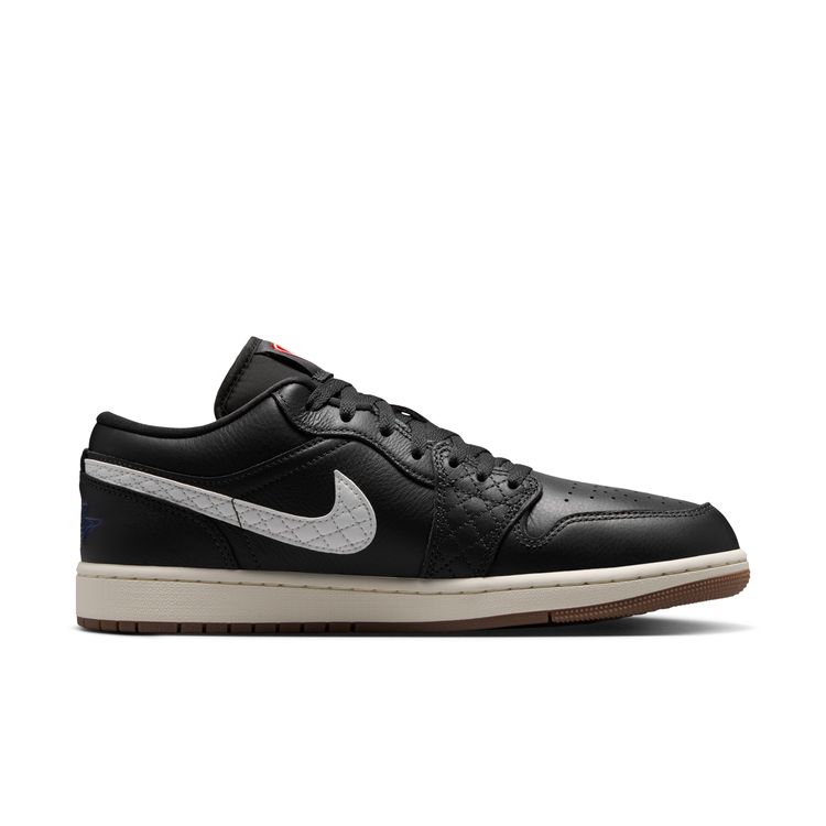 JORDAN BRAND FA26 AIR JORDAN 1 LOW SE オフノワール/セイル-ユニバーシティレッド-ゲームロイヤル IO2047-001
