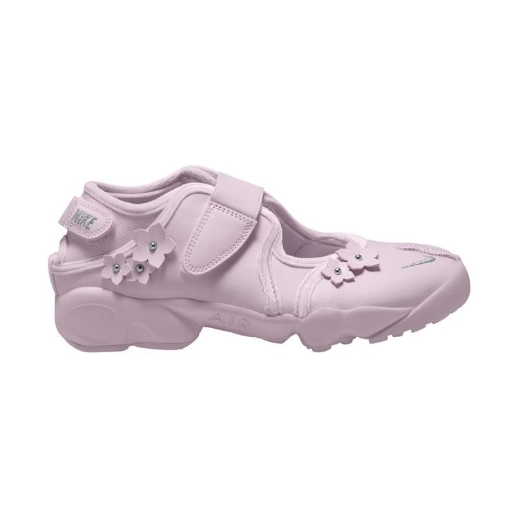 NIKE FA26 8/8 NIKE WMNS AIR RIFT ブリーチドライラック/メタリックシルバー-ウルフグレー IV5682-500