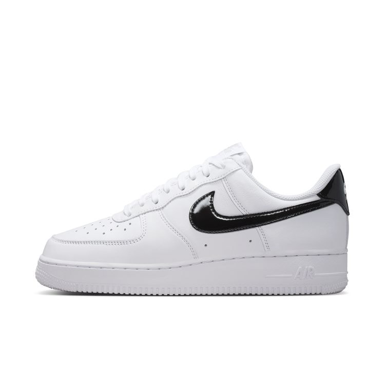 NIKE FA26 NIKE WMNS AIR FORCE 1 '07 SE ホワイト/ブラック-メタリックシルバー IV5102-101