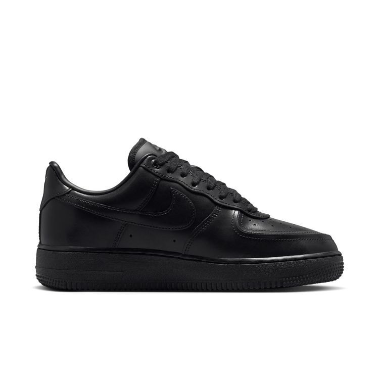 NIKE FA26 NIKE WMNS AIR FORCE 1 '07 ブラック/ブラック-メタリックシルバー-アンスラサイト IO3124-001