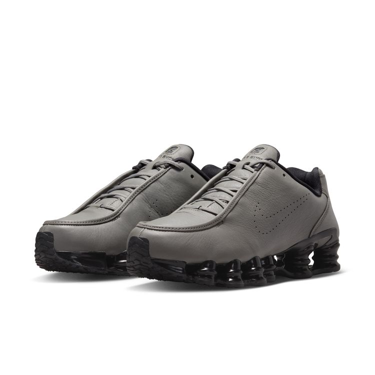 NIKE HO25 11/1 NIKE WMNS SHOX Z ピンクシクル/ブラック HQ7540-601
