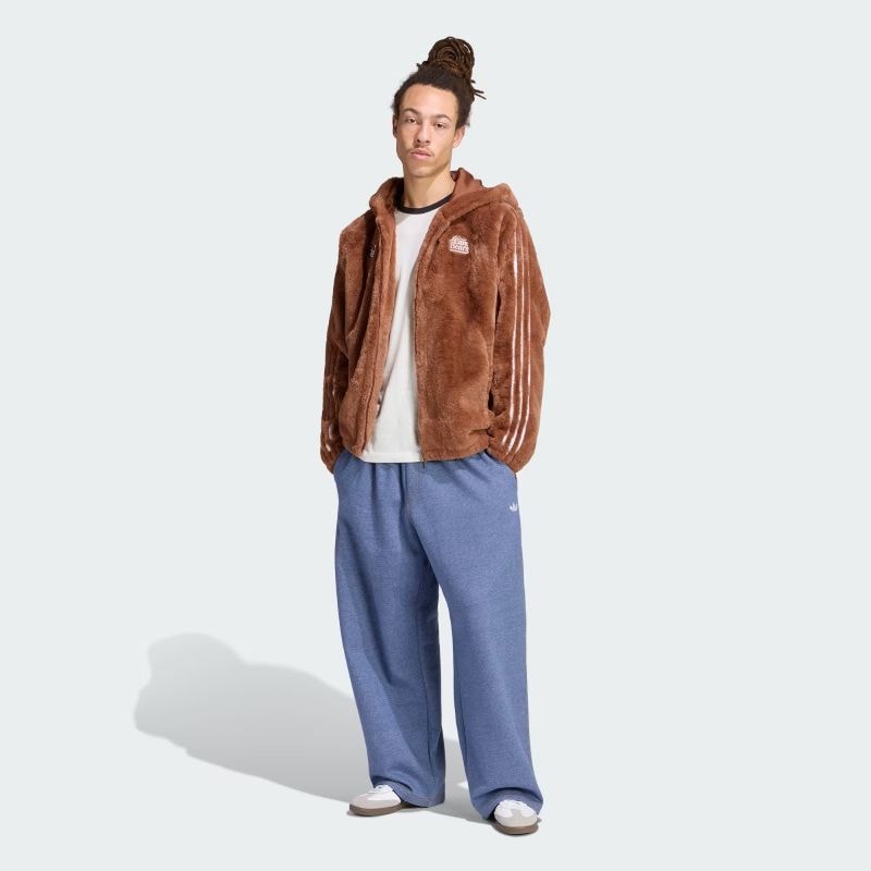 adidas 26Q3 adidas CARE BEAR FUR JKT プリラブドブラウン IA4553