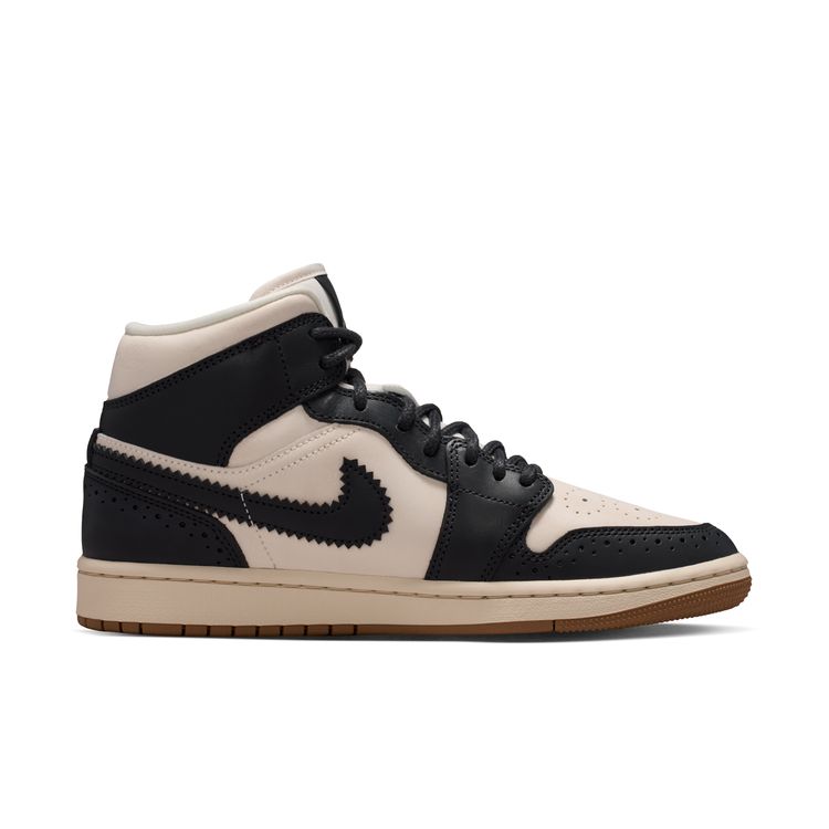 JORDAN BRAND FA26 WMNS AIR JORDAN 1 MID SE オフノワール/チョーク-チョーク-パールホワイト IO0760-001