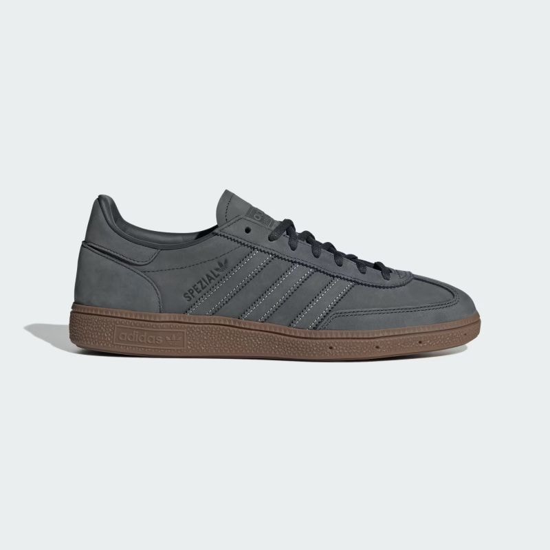 adidas 26Q4 adidas HANDBALL SPEZIAL カーボン/カーボン/ガム KJ9853
