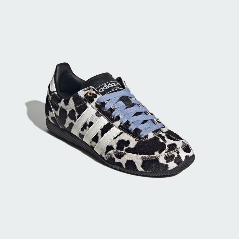 adidas 26Q4 10/1 adidas JAPAN W コアブラック/クリームホワイト/ゴールドメタリック KK2674