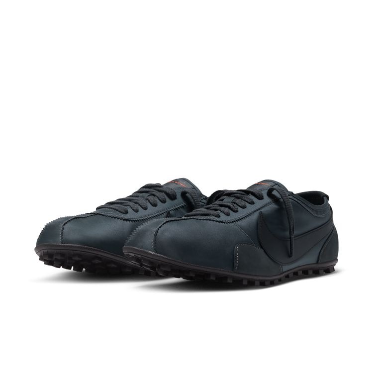 NIKE HO26 10/1 NIKE WMNS MOON SHOE OG アンスラサイト/ブラック