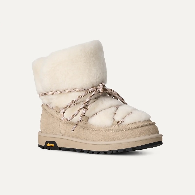 UGG AW26 11/6 W CLASSIC TREAD FLUFFED BOOT MOONLIGHT 1183490-MNL