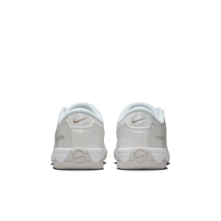 NIKE SU26 NIKE TOTAL 90 フォトンダスト/カレッジグレー-ホワイト-ウ゛ァストグレー HQ2851-002
