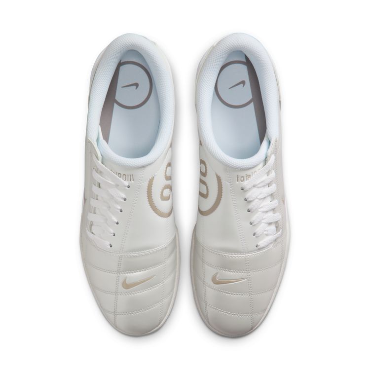 NIKE SU26 NIKE TOTAL 90 フォトンダスト/カレッジグレー-ホワイト-ウ゛ァストグレー HQ2851-002