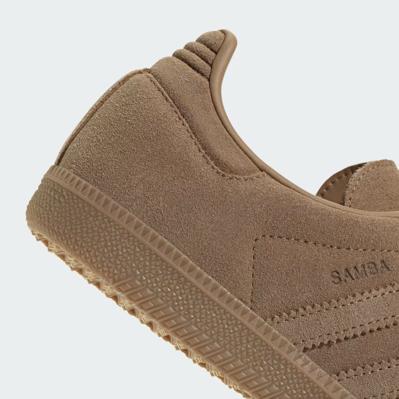 adidas 25Q4 SAMBA OG カードボード/サンドストレータ/ゴールド