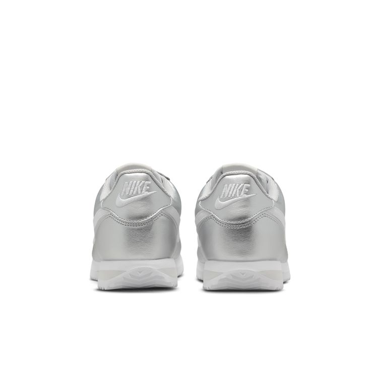 NIKE SU26 NIKE WMNS CORTEZ メタリックシルバー/ホワイト-グレーフォグ IR0042-001
