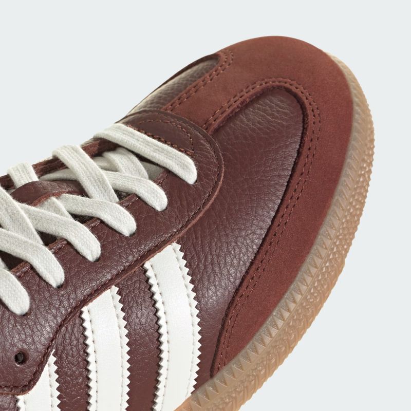 adidas 25Q4 SAMBA OG フォックスブラウン/オフホワイト/ガム