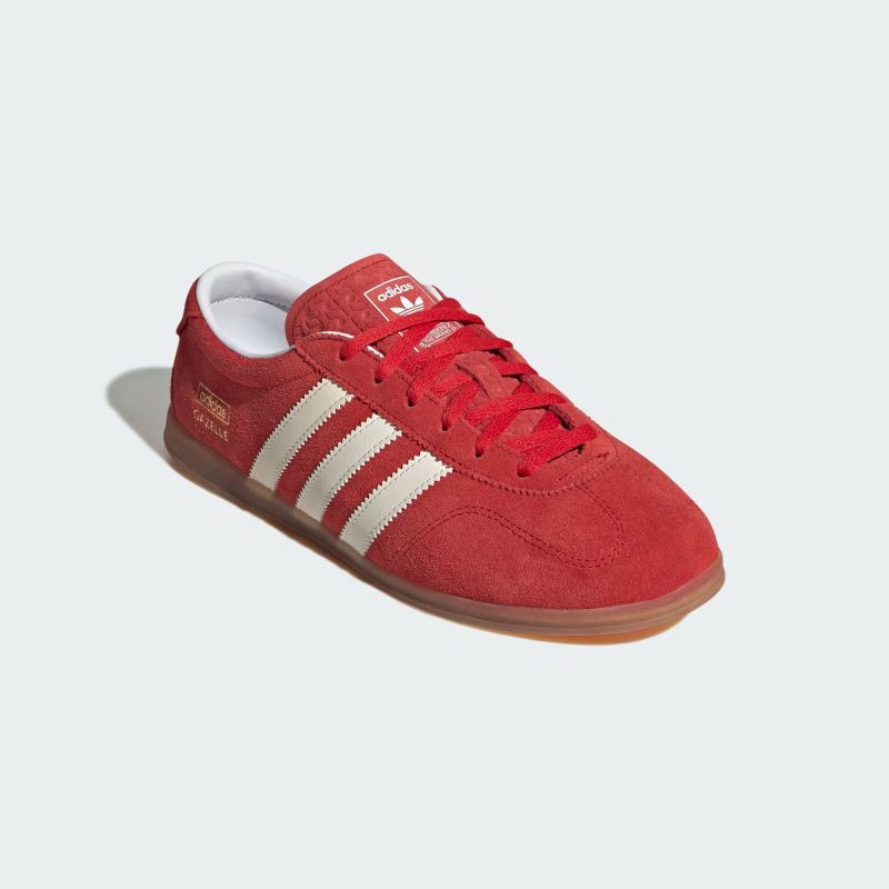 adidas 25Q4 GAZELLE LO PRO W ベタースカーレット/フットウェアホワイト/ガム JR5744