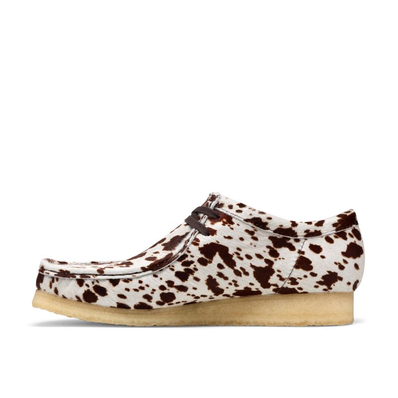 Clarks AW26 M Wallabee Brown Cow Print 26327520