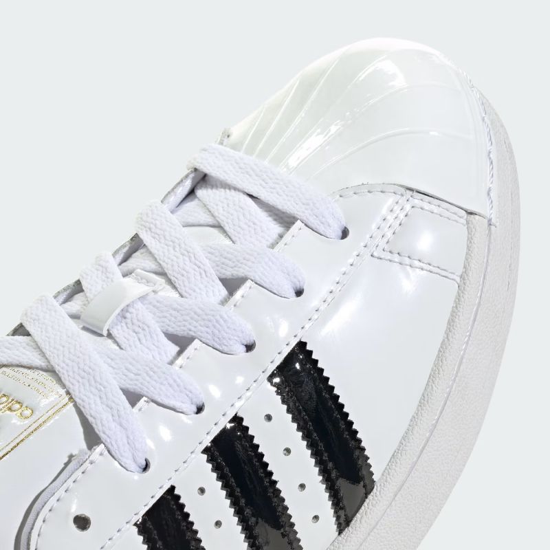 adidas 25Q3 SUPERSTAR II W フットウェアホワイト/コアブラック/ゴールドメタリック JS4010