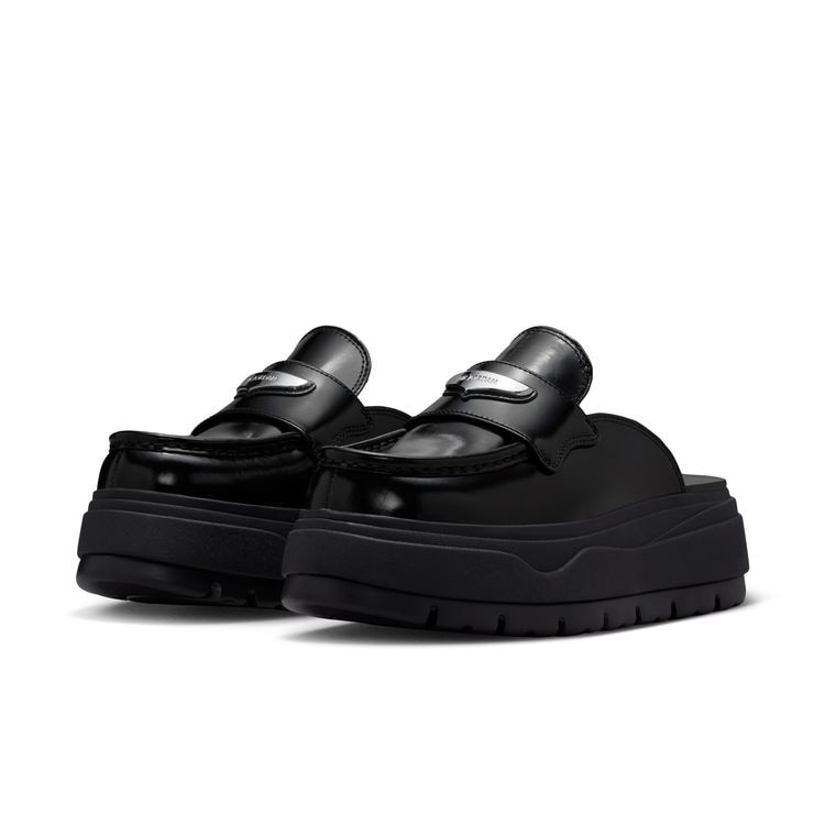 JORDAN BRAND FA25 8/1 WMNS AIR JORDAN MULE ブラック/メタリックシルバー HJ4292-001