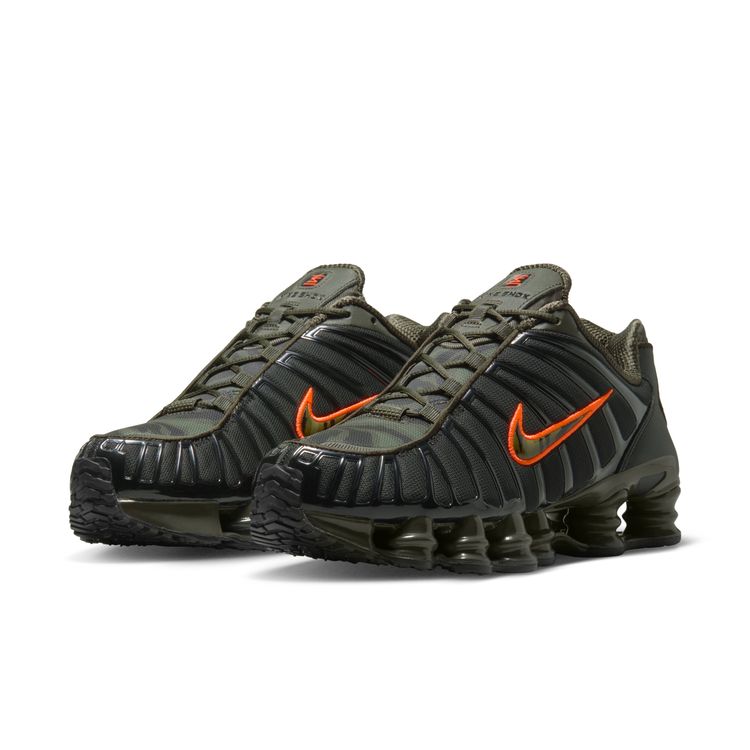 NIKE SU26 NIKE SHOX TL ブラック/カーゴカーキ-セコイア-ニュースプリント IR0918-001