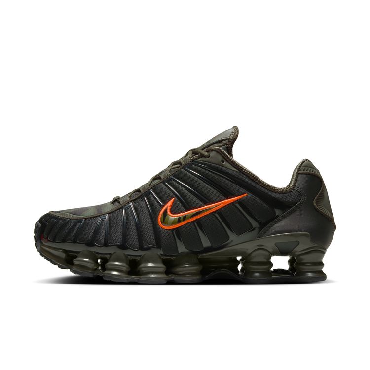 NIKE SU26 NIKE SHOX TL ブラック/カーゴカーキ-セコイア-ニュースプリント IR0918-001