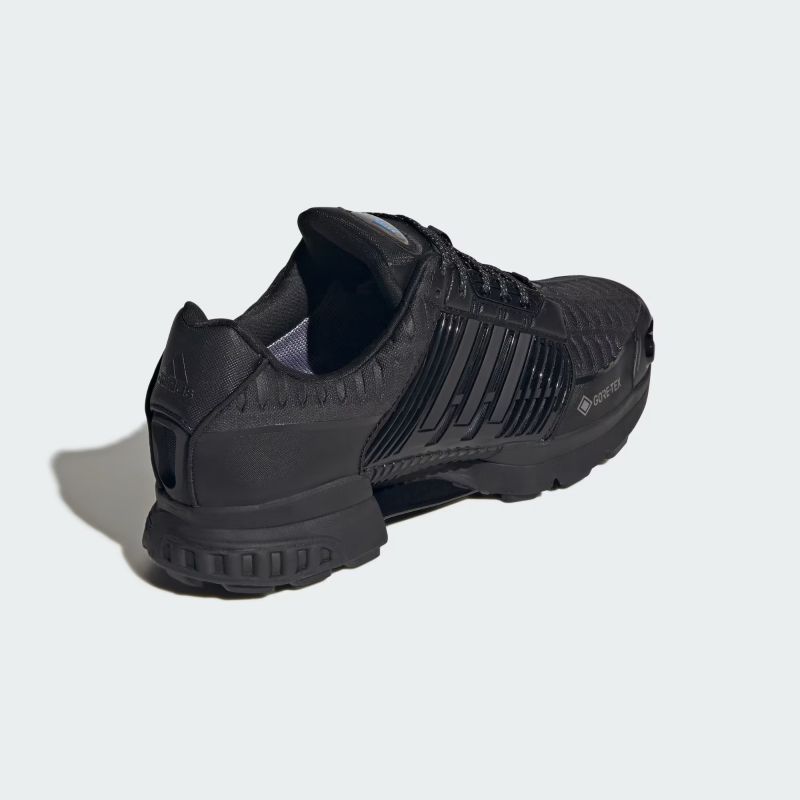 adidas 26Q4 adidas CLIMAPROOF 1 GTX コアブラック/コアブラック/アイアンメタリック KI6797