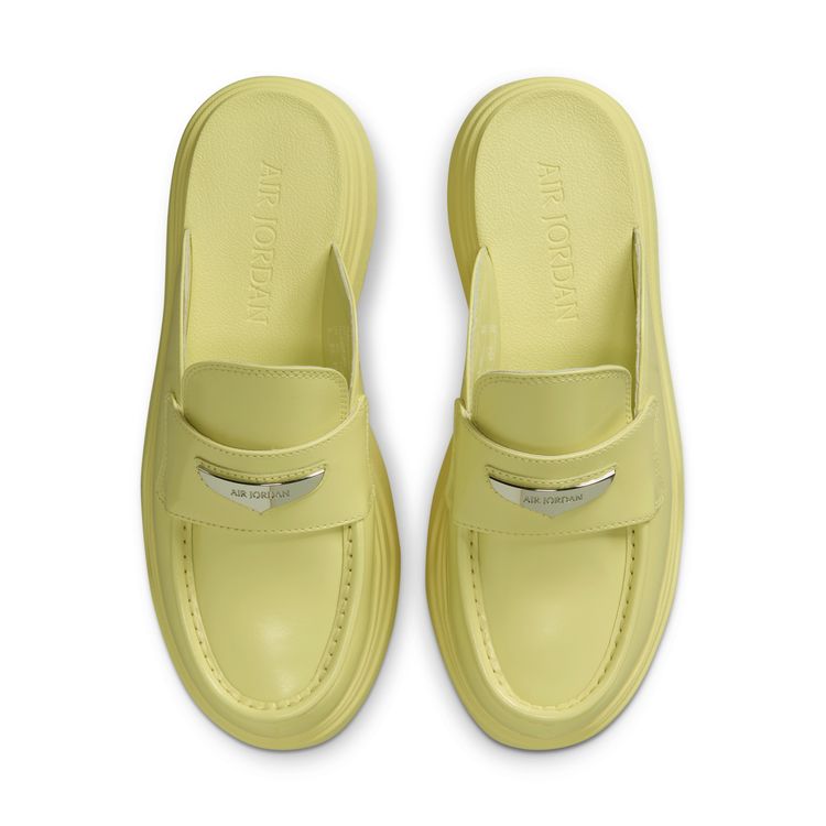 JORDAN BRAND FA25 8/1 WMNS AIR JORDAN MULE ルミナスグリーン