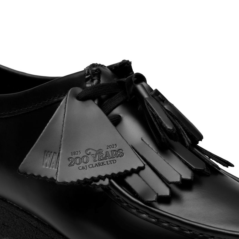 Clarks AW25 M Wallabee Black HiShine Leather 26183780｜アメ横老舗