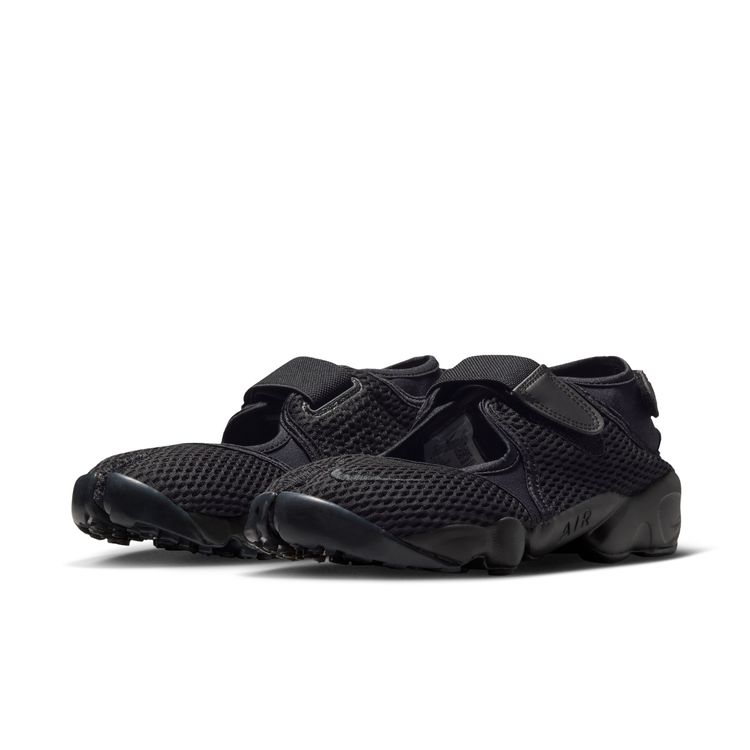 NIKE SU26 NIKE WMNS AIR RIFT MESH ブラック/ブラックーホワイト IW8074-001