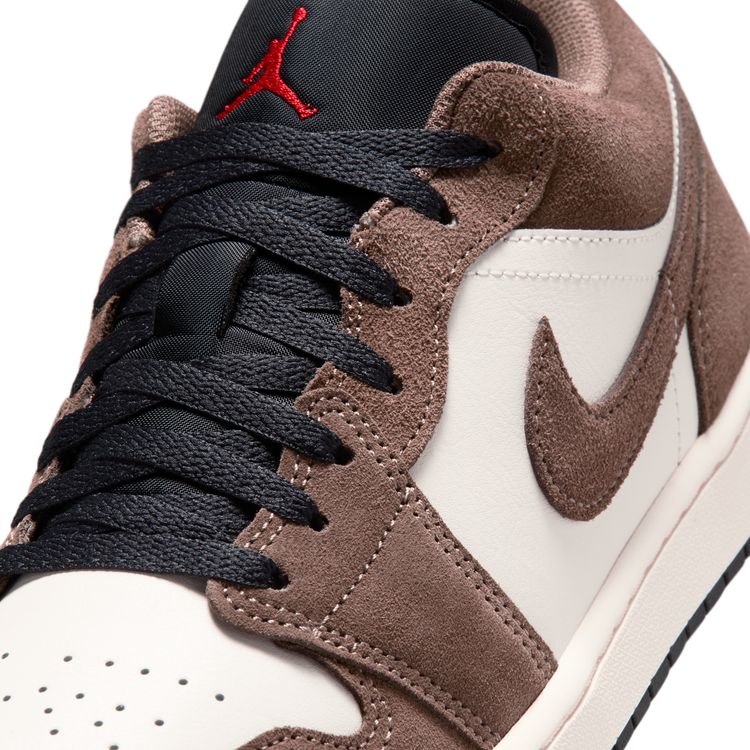 JORDAN BRAND FA26 AIR JORDAN 1 LOW パロミノ/ブラック-ファントム-セイル 553558-200