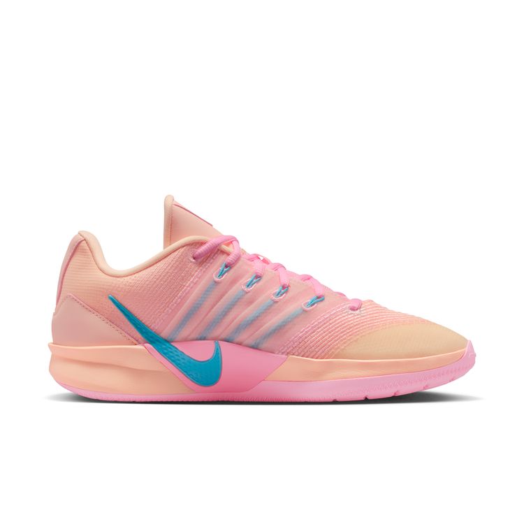 NIKE HO25 12/6 SABRINA 3 EP クリムゾンティント/ブラック-アークティックパンチ HF2882-800