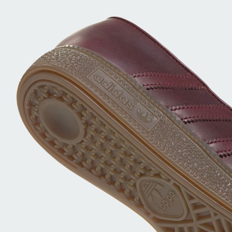adidas 26Q3 adidas HANDBALL SPEZIAL LOAFER W シャドーレッド/クリームホワイト/ガム LA6440
