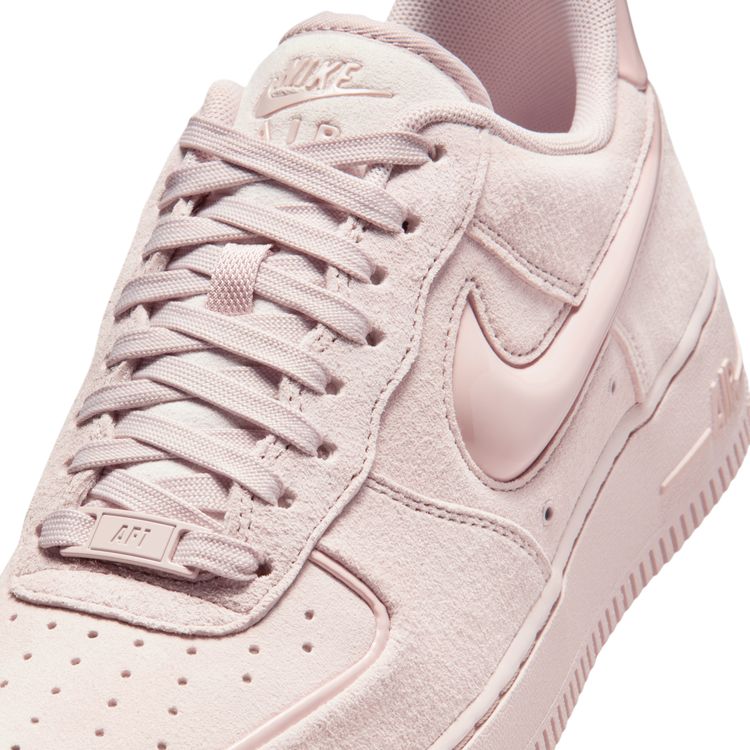 NIKE SP26 NIKE WMNS AIR FORCE 1 '07 シルトレッド/シルトレッド-パーティクルピンク HV4406-601