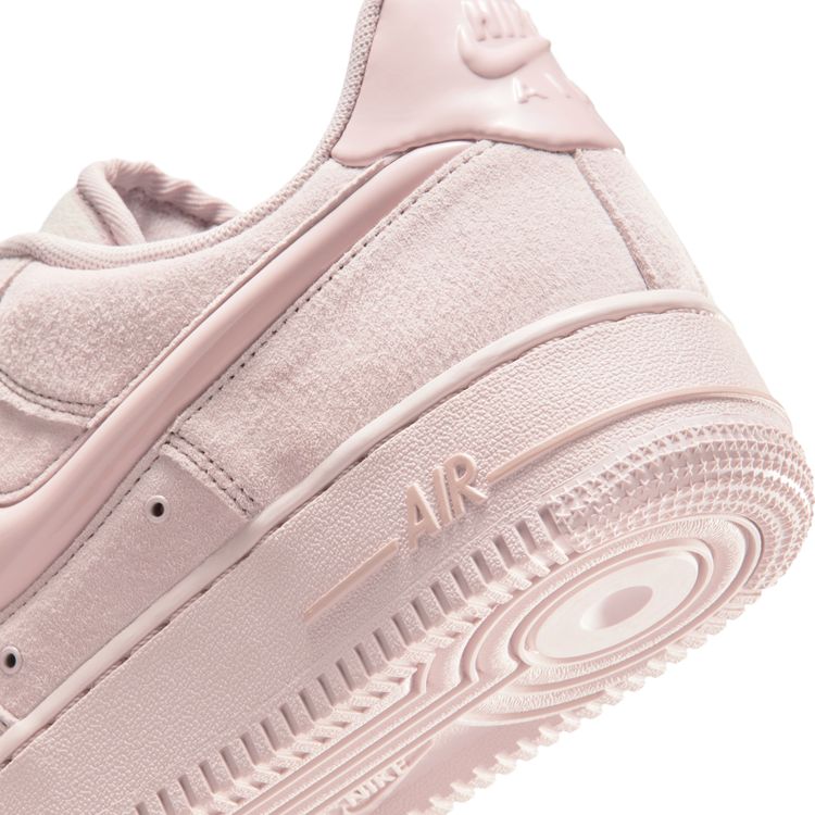 NIKE SP26 NIKE WMNS AIR FORCE 1 '07 シルトレッド/シルトレッド-パーティクルピンク HV4406-601