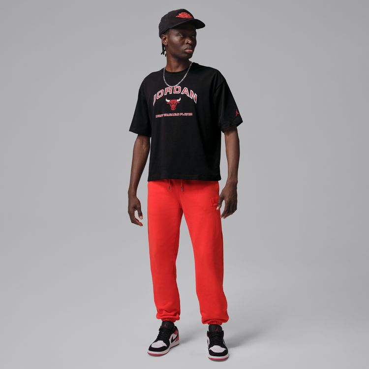 JORDAN BRAND SU26 M J FLT ESS BXY GFX SS CREW ブラック/ユニバーシティレッド IF3121-010